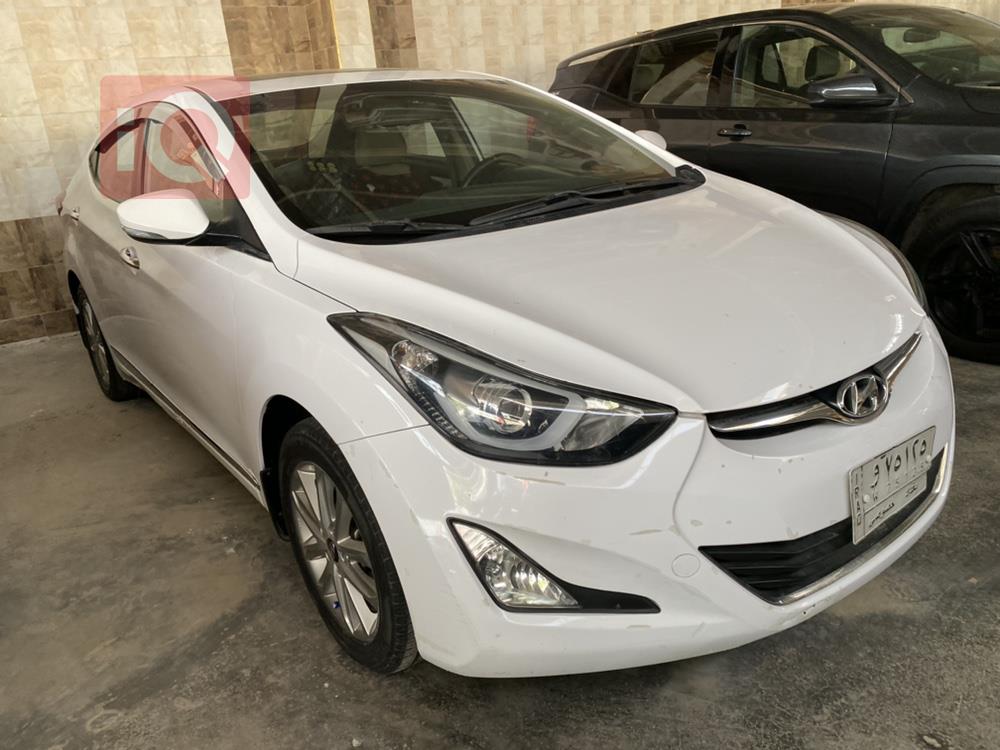 هیوندای ئەلەنترا